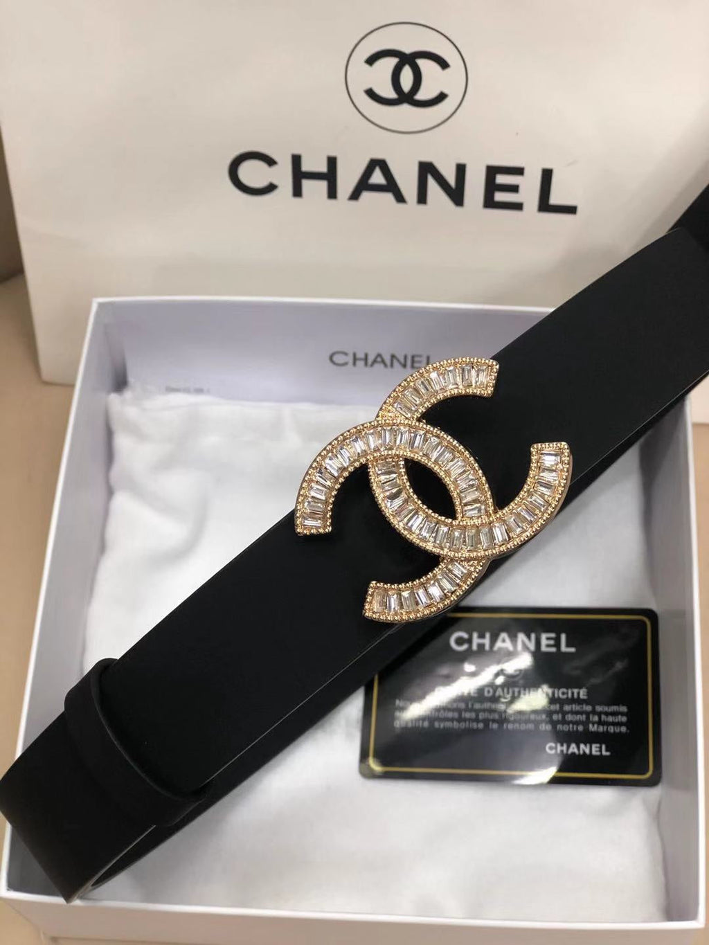 CC Classic Clasp Black Gold Buckle Calfskin Belt  614065