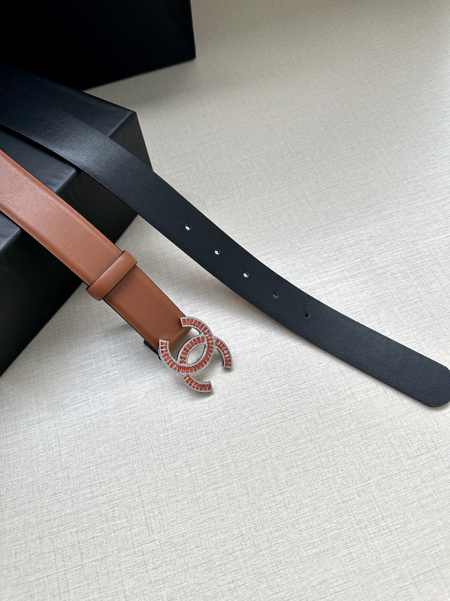 CC Women's Belt 3.0CM Brown Black Cowhide Red Buckle 616969