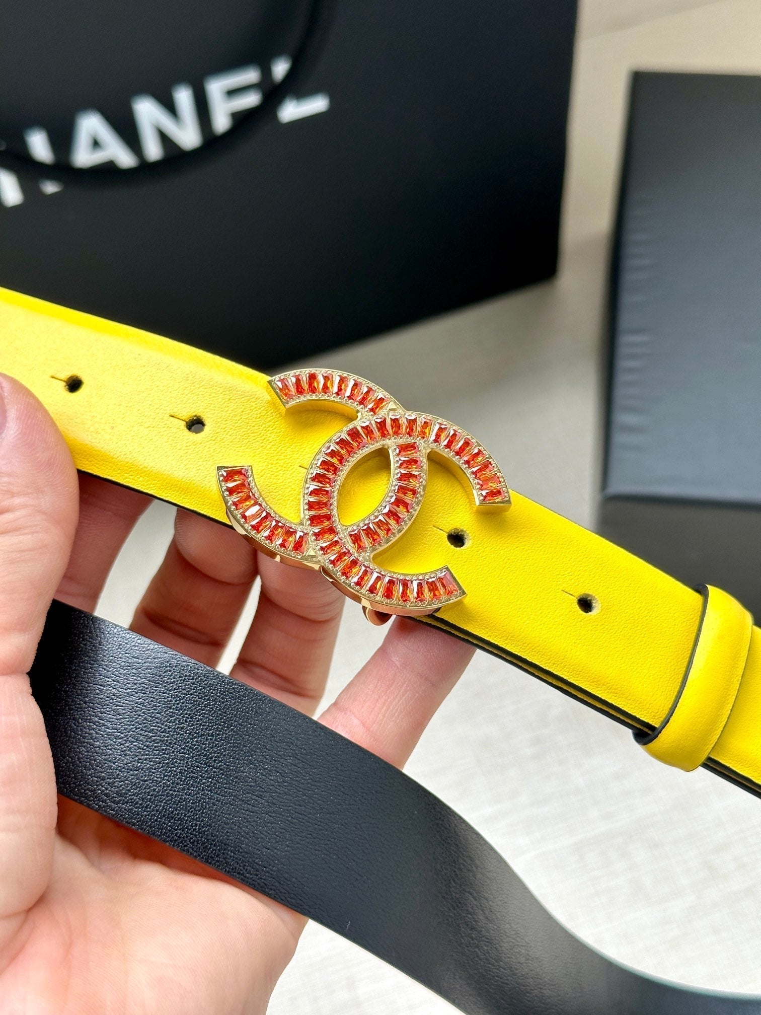 CC Women's Belt 3.0CM Yellow Black Cowhide Red Buckle 616967