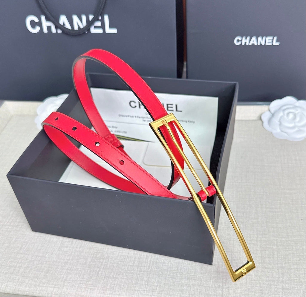 CC Métiers d’art 2026 1.5cm Red Belt Leather 211437