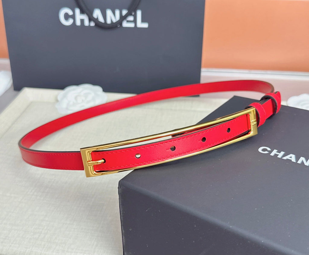 CC Métiers d’art 2026 1.5cm Red Belt Leather 211437
