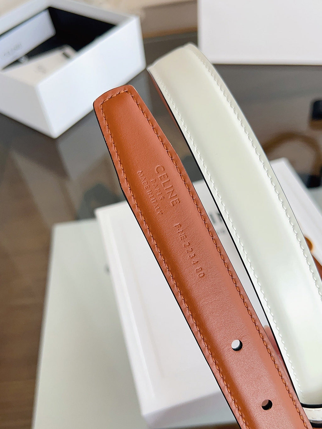 CL Brown 25mm Triomphe Enamel Saddle Brown White Cowhide 615280