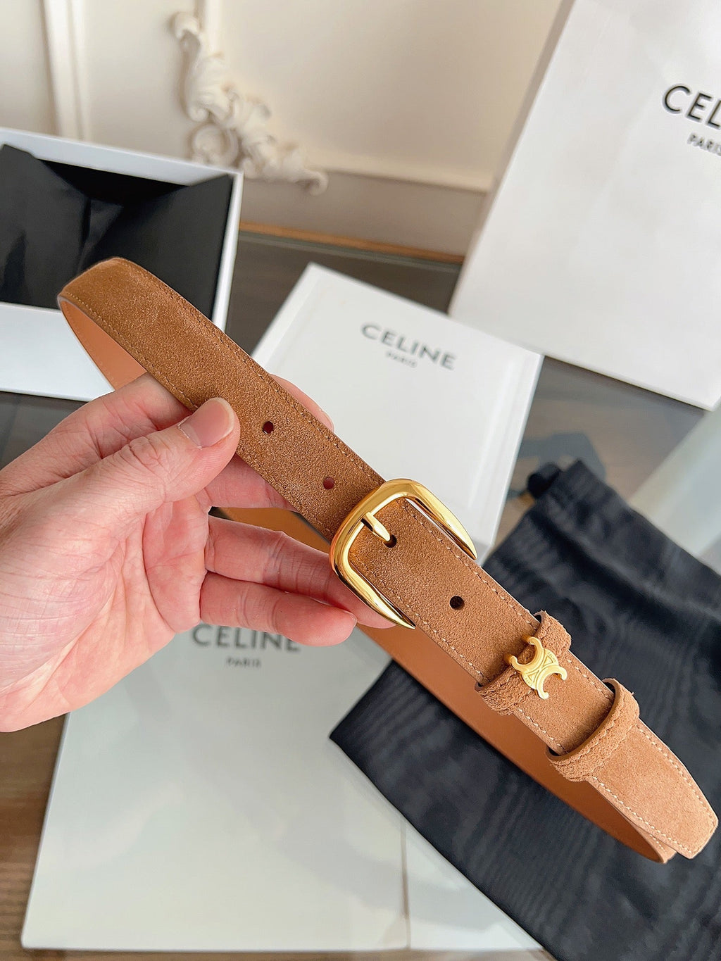 CL Gold 25mm Triomphe Metal Ring Tan Suede 616257