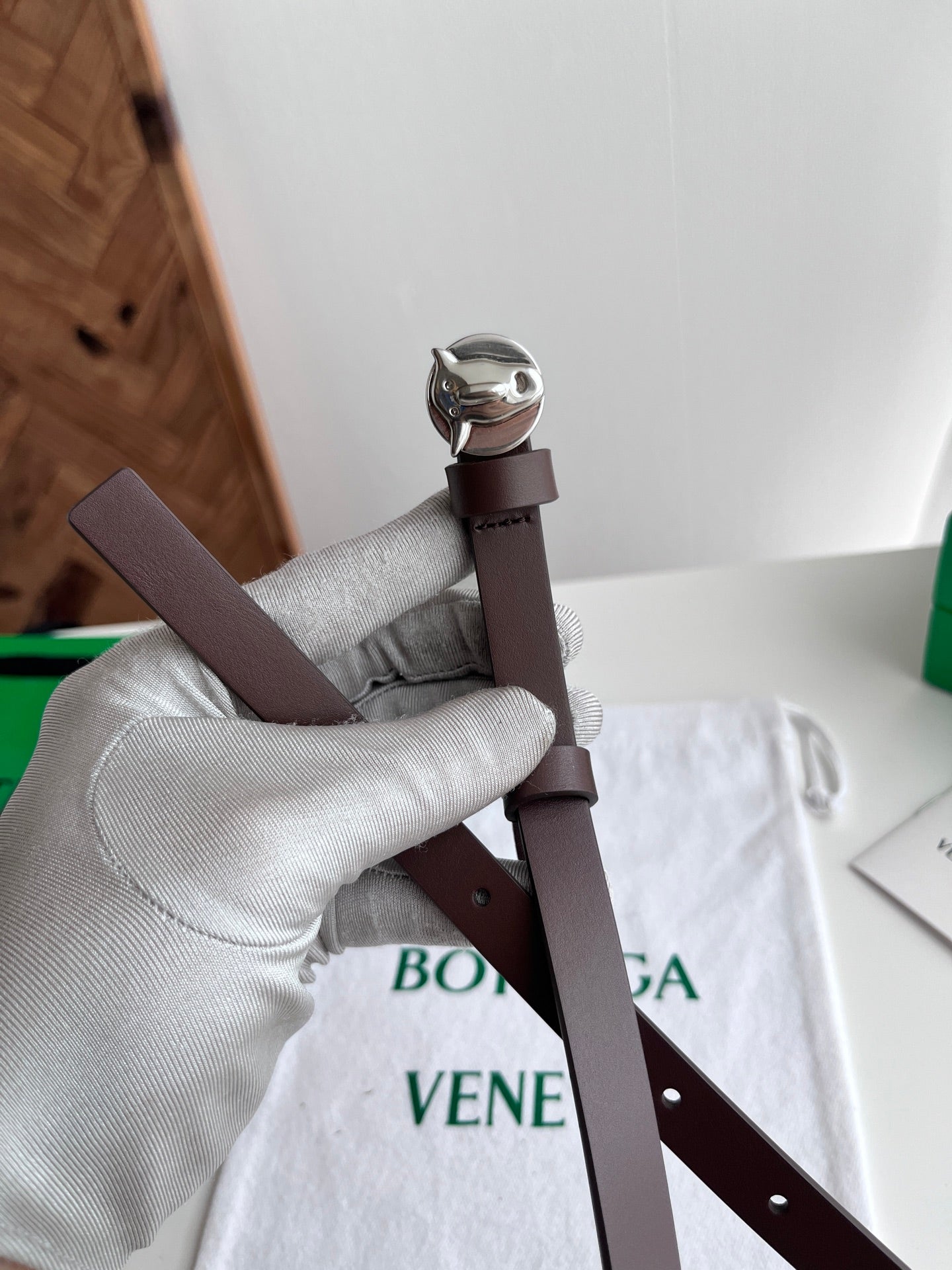BV Narrow Face Belt 1.5cm Coffee Sliver Leather 207544