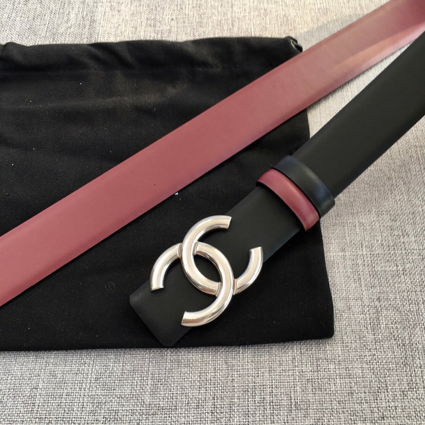 CC 2022 3.0cm Reversible Sliver Belt Calfskin Black Burgundy Calfskin