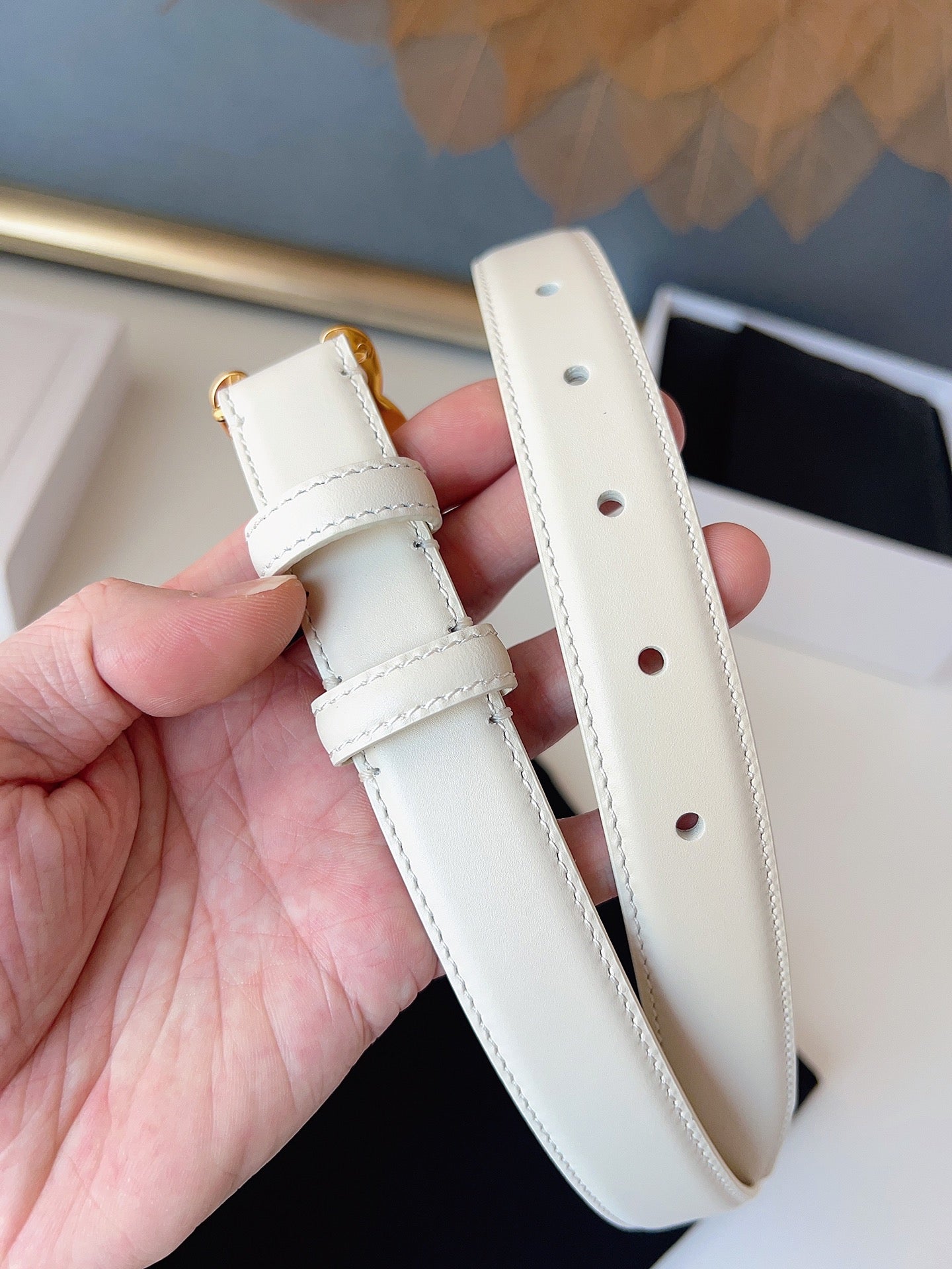 CL Black 25mm Triomphe Enamel Belt White Cowhide 616415