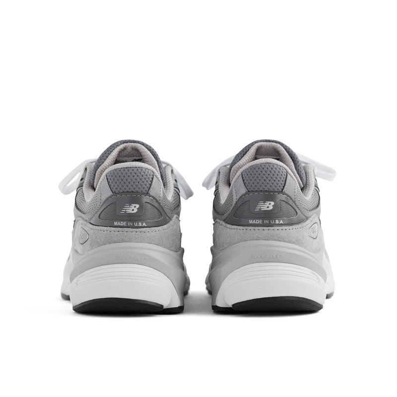 Men's New Balance 990v6 - Premium Running Shoe with FuelCell Technology