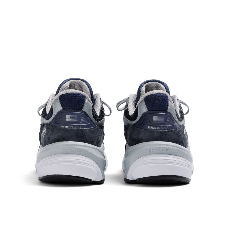 Women's New Balance 990v6 | American-Made Performance Running Shoe with FuelCell Cushioning